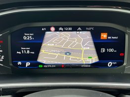 Volkswagen T-Roc 1.5 T-Roc R-Line TSI Semi-Auto 5dr 22