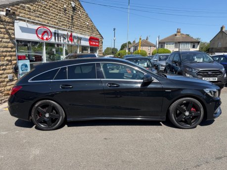 Mercedes-Benz CLA Class CLA 250 4MATIC AMG 8