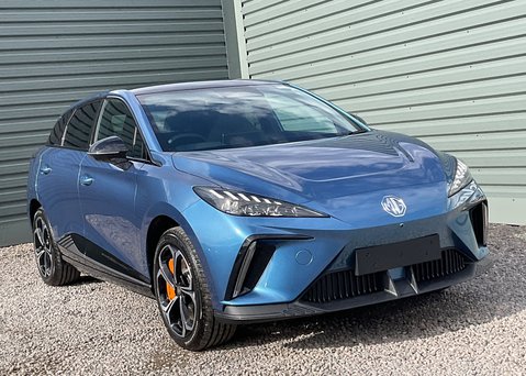 MG MG4 EV 64kWh XPOWER AWD 7