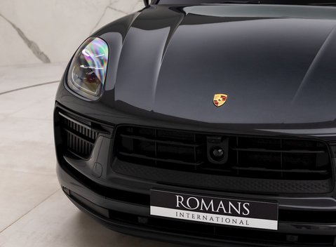 Porsche Macan S 23