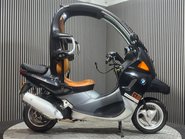BMW C1 2002 ONLY 8K 1 OWNER GREAT LOOKING SCOOTER 125CC WITH A ROOF!! 1