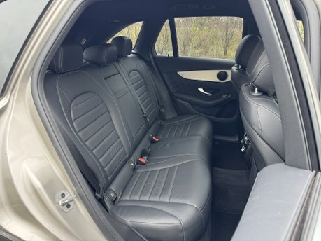 Mercedes-Benz GLC GLC 300 MHEV 4Matic AMG Line Auto Petrol SAT NAV/PARKTRONIC/SIDE STEPS 26