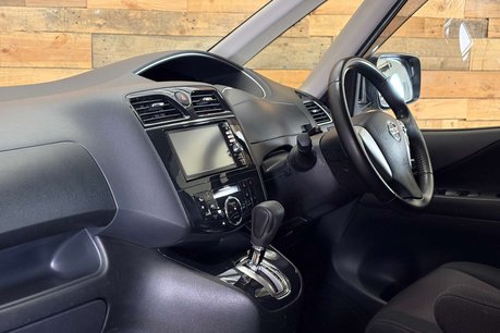 Nissan Serena 8