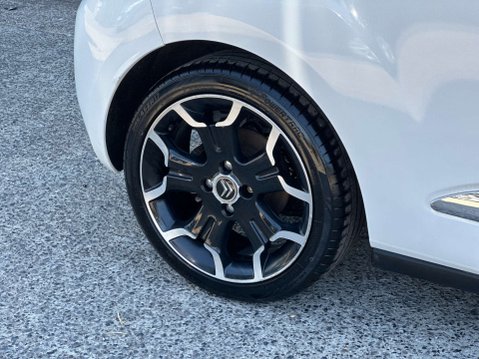 Citroen DS3 1.6 DS3 D Style+ 3dr 21
