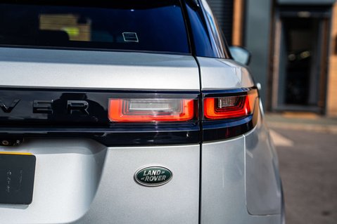Land Rover Range Rover Velar 3.0 Range Rover Velar R-Dynamic S D300 Auto 4WD 5dr 58