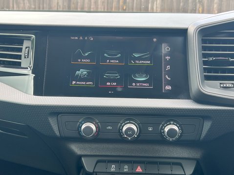 Audi A1 SPORTBACK TFSI TECHNIK 12