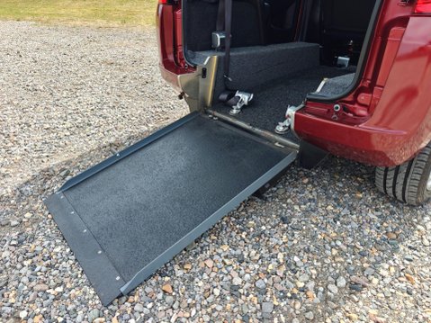 Fiat Qubo 1.4 Lounge Euro 6 5dr WAV Wheelchair Accessible Vehicle 10