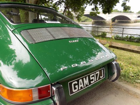 Porsche 911 T 2.2 LWB - LHD COUPE 8