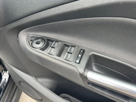 Ford Grand C-Max 1.0T EcoBoost GPF Titanium Euro 6 (s/s) 5dr 35