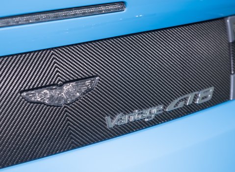 Aston Martin Vantage GT8 35