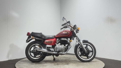 Honda CM 1981 GOOD RUNNING CLASSIC 250CC TWIN CRUISER BIKE PROJECT BIKE 1