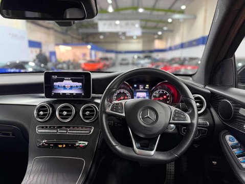 Mercedes-Benz GLC 2.0 GLC250 AMG Line (Premium) SUV 5dr Petrol G-Tronic+ 4MATIC Euro 6 (s/s) 2
