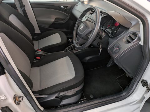 SEAT Ibiza 1.4 SE 9