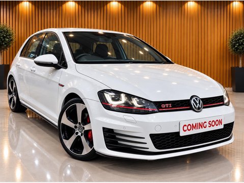 Volkswagen Golf GTI PERFORMANCE 1