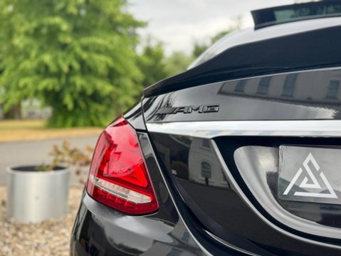 Mercedes-Benz C Class 4.0 C63 V8 BiTurbo AMG (Premium) SpdS MCT Euro 6 (s/s) 4dr 37