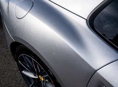 Ferrari 812 GTS 32