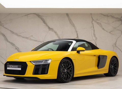 Audi R8 V10 Spyder 2