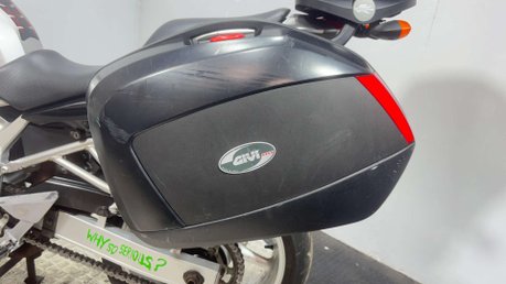Yamaha FZ 600 2004 31K MOT RECENTLY SERVICED 600CC FULL LUGGAGE 21