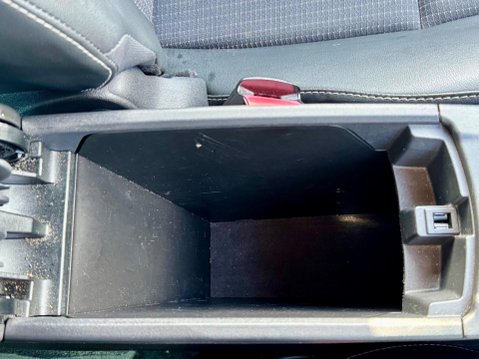 Renault Scenic 1.5 dCi ENERGY Dynamique TomTom Euro 5 (s/s) 5dr 51