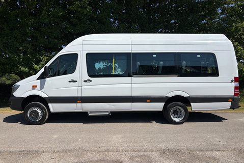 Mercedes-Benz Sprinter 519 4x4 14 Str Minibus with Air Con - Ex MOD 7