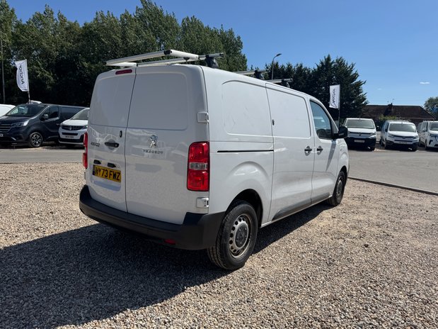 Peugeot Expert MWB L2H1 Low Roof Professional Premium Plus 3100 Air Con Sensors EURO 6 6