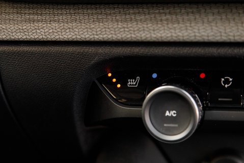 Citroen C5 X PURETECH SHINE PLUS S/S EAT8 40