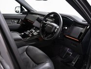 Land Rover Range Rover Sport 3.0 D300 MHEV Dynamic SE SUV 5dr Diesel Auto 4WD Euro 6 (s/s) (300 ps) 5