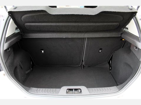 Ford Fiesta ZETEC 9