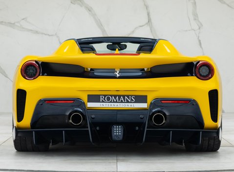 Ferrari 488 Pista Spider 8