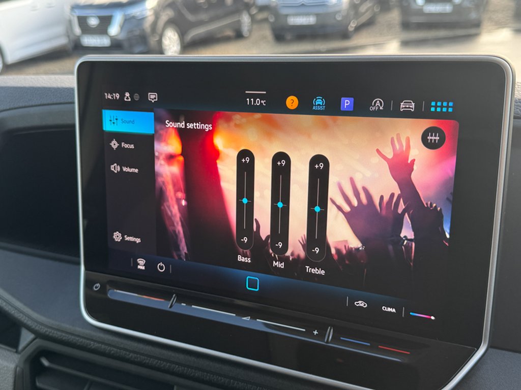 2024 Volkswagen Crafter LWB L3H2 High Roof Commerce Plus Cr35 Air Con Sensors EURO 6 — thumbnail 34 of 51