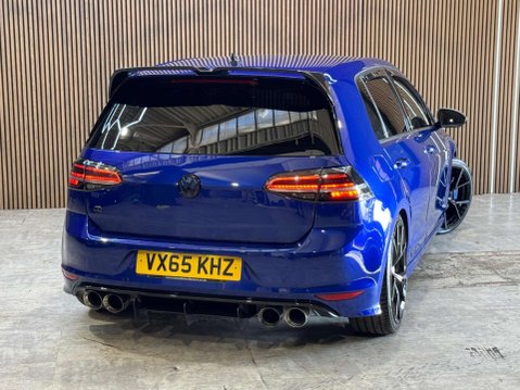 Volkswagen Golf 2.0 Golf R DSG 4WD 5dr 2