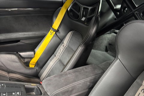 Porsche 911 4.0 991 GT3 Euro 6 2dr 5