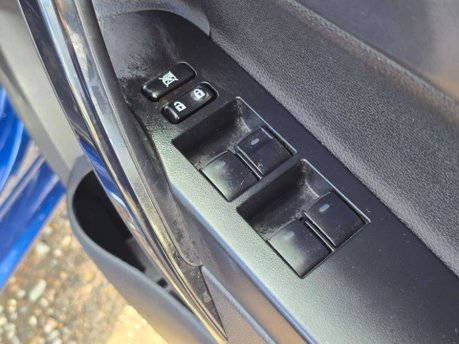 Toyota Auris 1.8 VVT-h Excel Touring Sports 5dr Petrol Hybrid CVT Euro 6 (s/s) (136 ps) 57