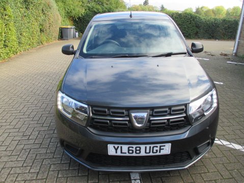 Dacia Sandero 1.0 SCe Essential Euro 6 5dr 3
