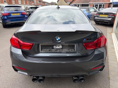 BMW M4 M4 COMPETITION 16