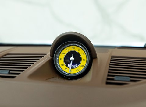 Porsche 911 (992) Turbo S Cabriolet 19