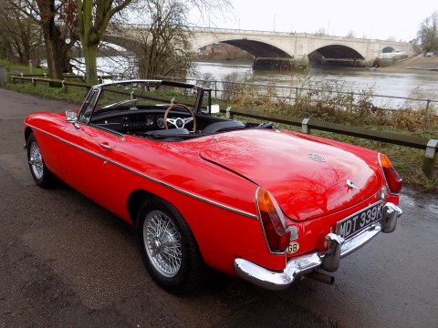 MG MGB MKII ROADSTER 29