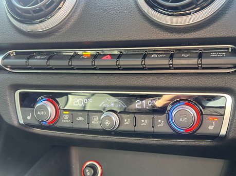 Audi S3 2.0 S3 Sportback Quattro 4WD 5dr 27