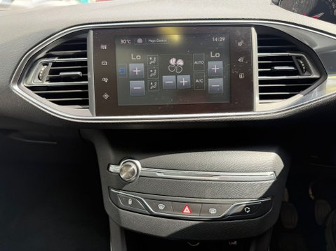 Peugeot 308 1.6 THP Feline Hatchback 5dr Petrol Manual 20