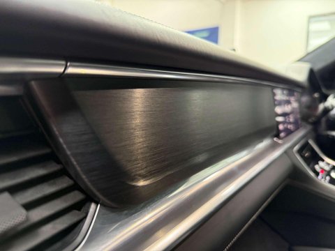 Porsche Panamera 4.0T V8 GTS Sport Turismo 5dr Petrol PDK 4WD Euro 6 (s/s) (460 ps) 52