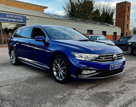 Volkswagen Passat 1.5 Passat R-Line TSi Evo 5dr 4