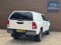 Toyota Hilux 2.4 HI-Luxury Invincible X D-4D 4WD Double Cab 4WD 5dr 4