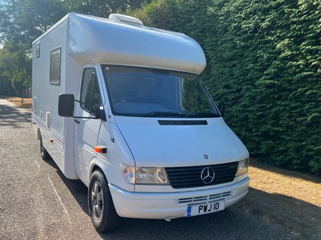 Mercedes-Benz Sprinter Elite Sports Motorhome 310D/40 LWB 6