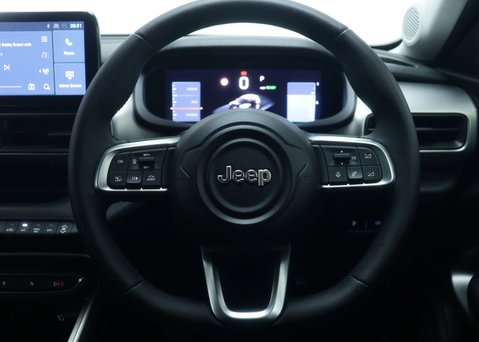 Jeep Avenger 54kWh Summit SUV 5dr Electric Auto (156 ps) 20