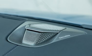 Aston Martin DB12 VOLANTE 23