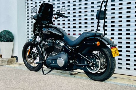 Harley-Davidson Street Dyna Street Bob 1745 24