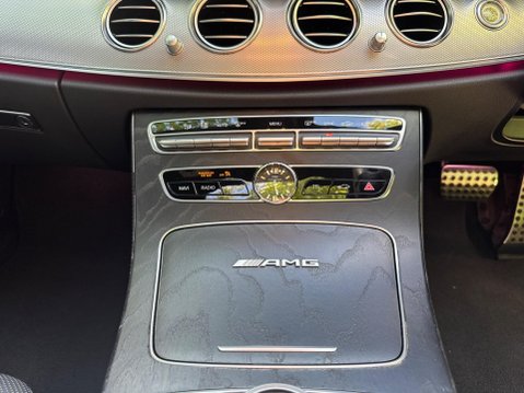 Mercedes-Benz E Class 4.0 E63 V8 BiTurbo AMG SpdS MCT 4MATIC+ Euro 6 (s/s) 4dr 52