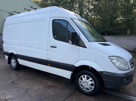 Mercedes-Benz Sprinter 2.1 213 CDi BlueEFFICIENCY Panel Van 4dr Diesel Manual RWD L2 (200 g/km, 12