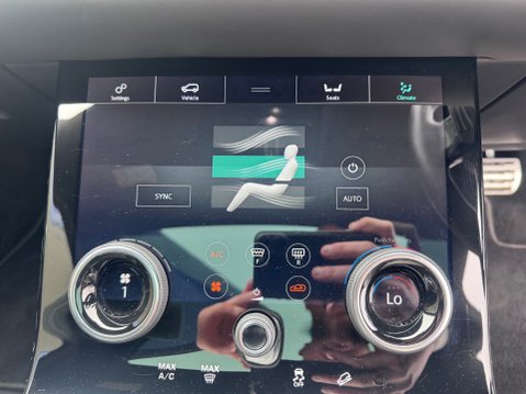 Land Rover Range Rover Evoque R-DYNAMIC HSE MHEV 20