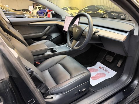 Tesla Model 3 Standard Range Plus Auto RWD 4dr 29